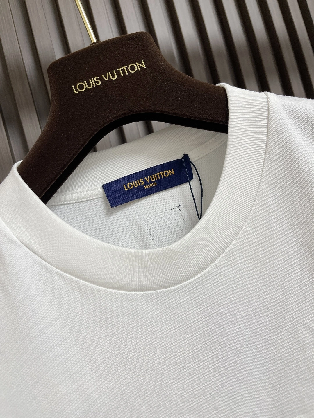 wg.luxury- 8V 2025ss logo 2Colour item:E-F026E1016-2